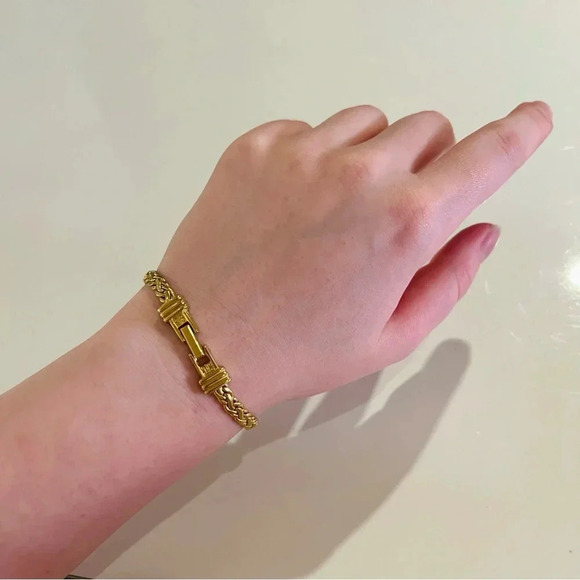 Givenchy Vintage Gold Tome Bracelet - Picture 3 of 4